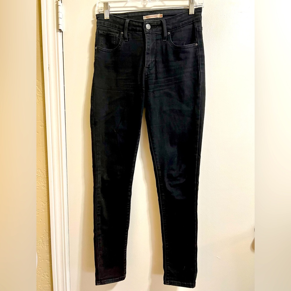 Levi’s 721 High Rise Skinny Size 26 Black
